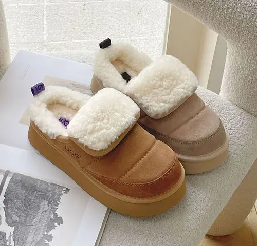 日本未入荷 UGG アグ オーストラリア エバーアグ フラットフォーム ファー 2025新商品