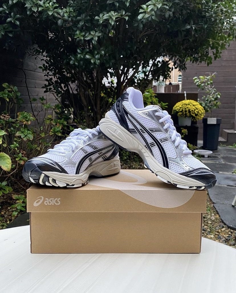 日本未入荷 ASICS Gel-Kayano 14 White Black アシックス ゲル カヤノ 14 ホワイト ブラック 1203A709-100 - 画像 (5)