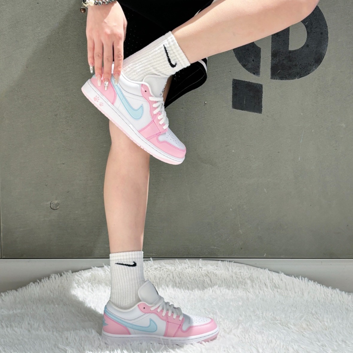 日本未入荷 nike Air Jordan 1 Low SE White / Pink Foam ウィメンズ エア ジョーダン 1 ロー SE ピンクフォーム HM3706-141 - 画像 (2)